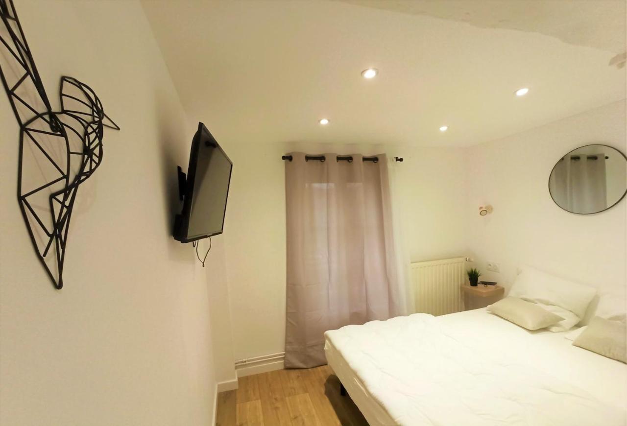 Holiday home L'auberge Aux Volets Rouges A 4 Min Du Zoo De Beauval 2-10 Pers